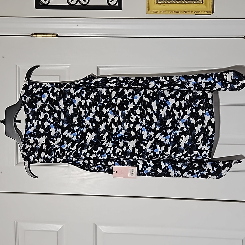 Juicy Couture NWT szL bling accent ✨️ gorgeous sleeveless top black,blue,white - Picture 5 of 10